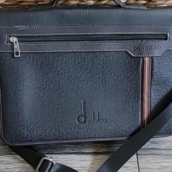 Messenger bag New - Picture 3 of 3